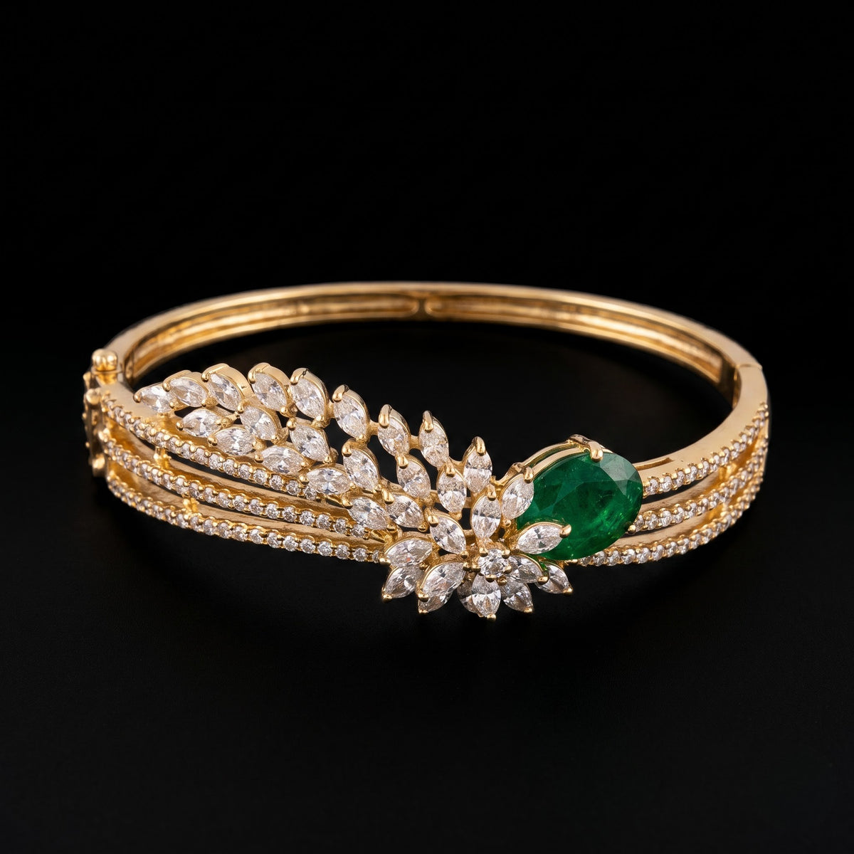 5Ct of Bracelet With the Purity of 18K
