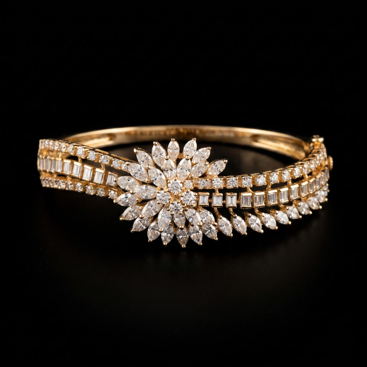 5Ct of Bracelet With the Purity of 18K