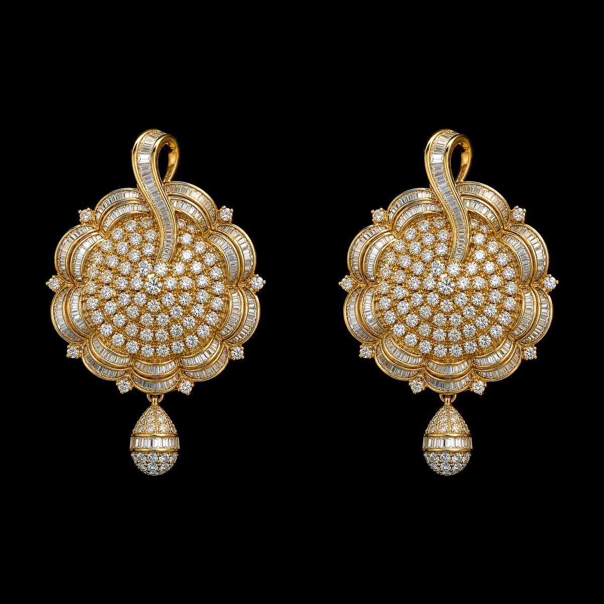 2.17Ct of Earring with the Purity of 18K