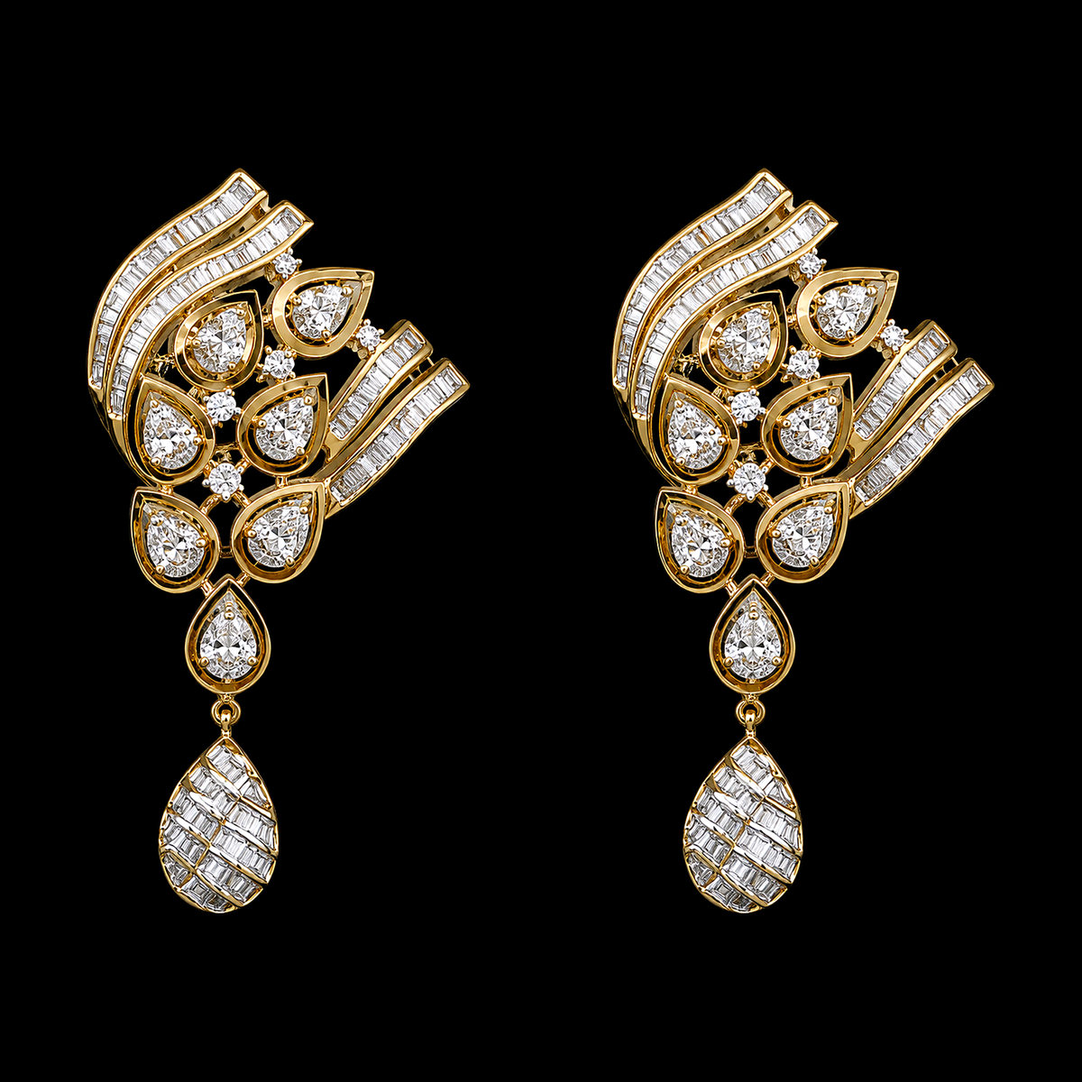 1.6Ct of Earring with the Purity of 18K