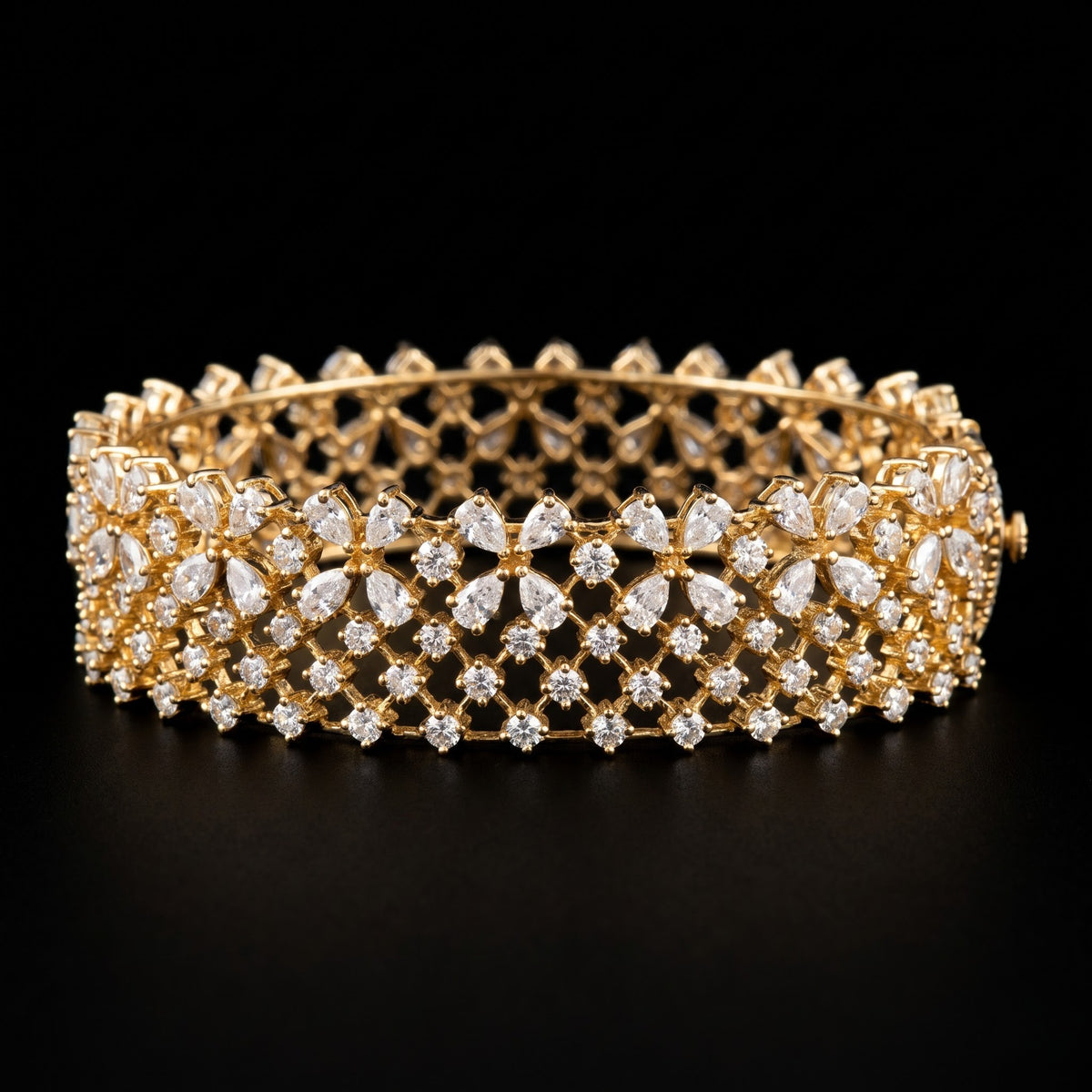 4.5Ct of Bracelet With the Purity of 18K
