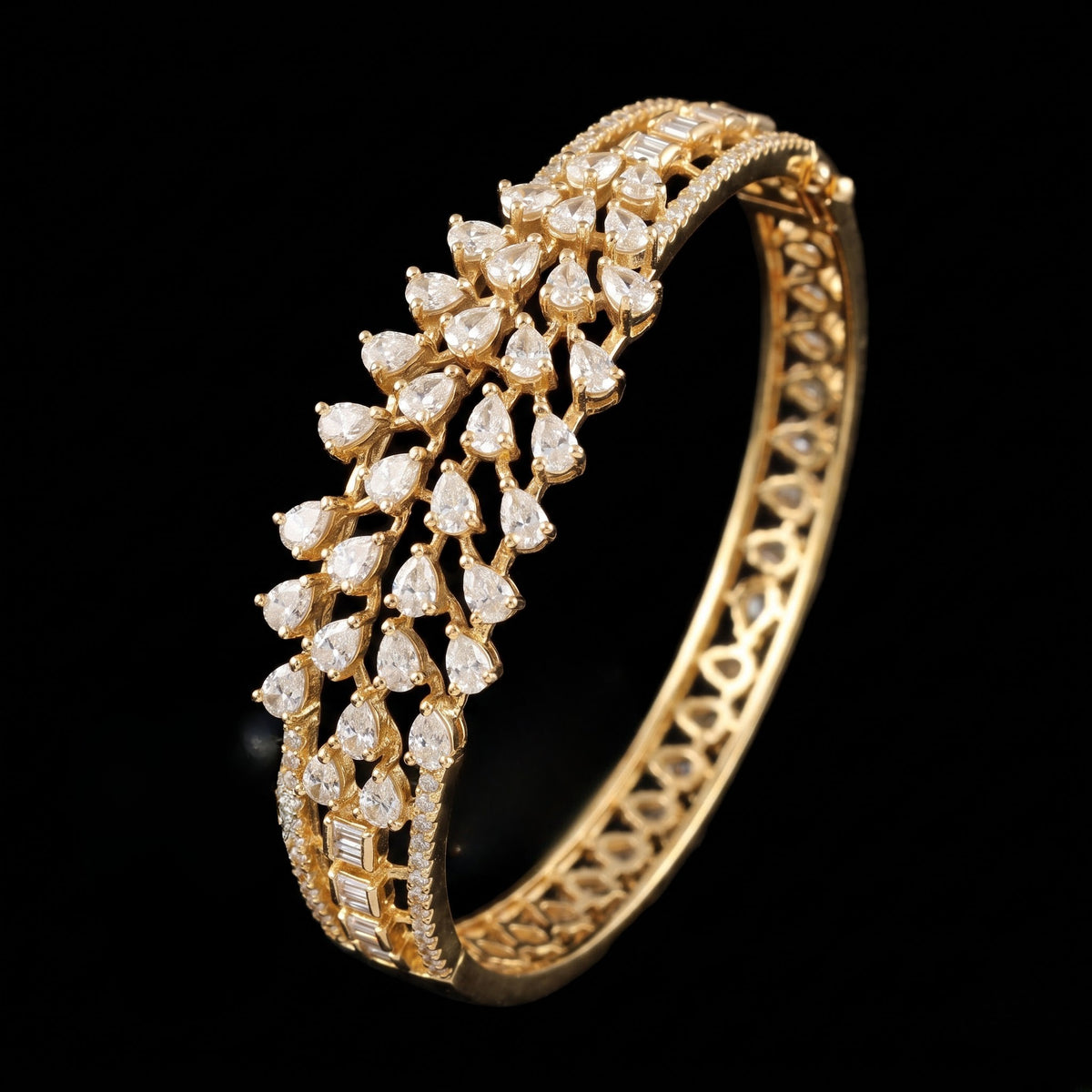 4.2Ct of Bracelet With the Purity of 18K