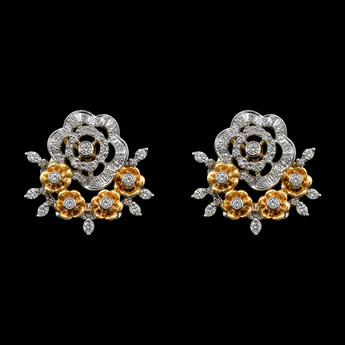 1.2Ct of Earring with the Purity of 18K