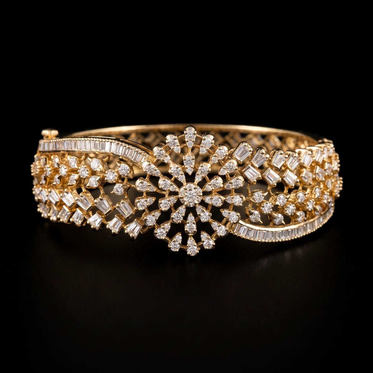 3.7Ct of Bracelet With the Purity of 18K