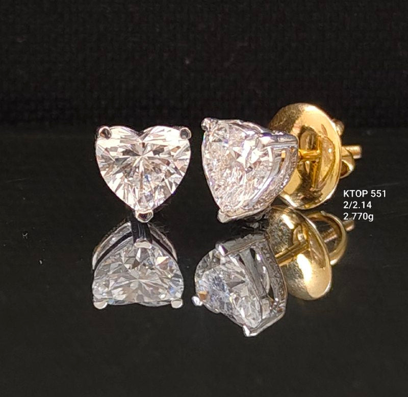 2.14Ct of Earring with the Purity of 18K