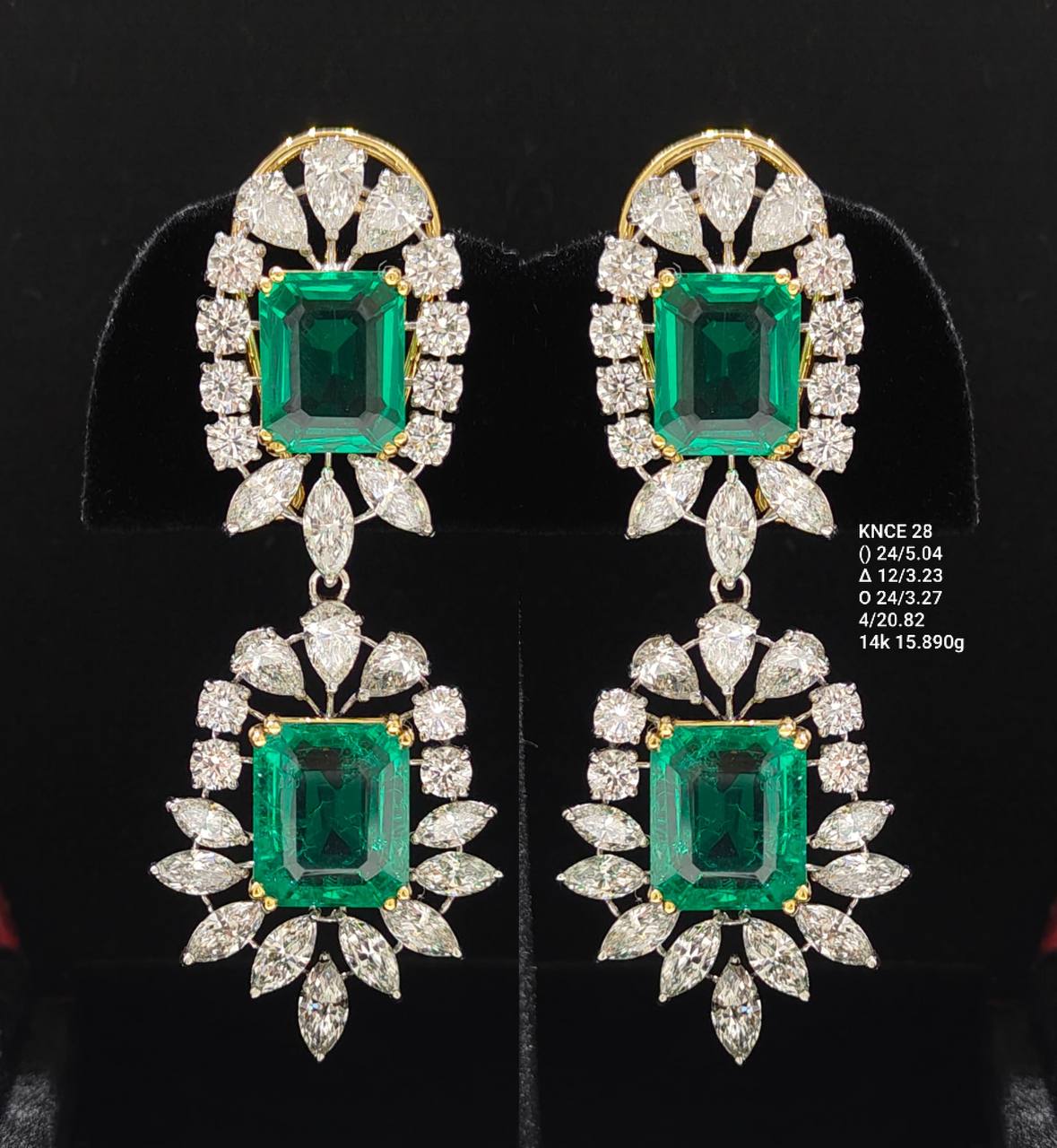 11.54Ct of Long Earring with the Purity of 14K