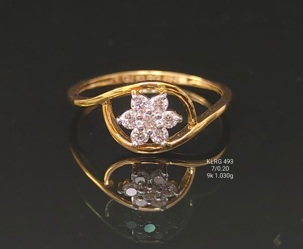 0.2Ct of Ring With Purity of 9K