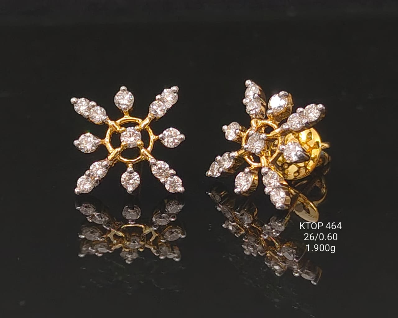 0.6Ct of Earring With Purity of 9K