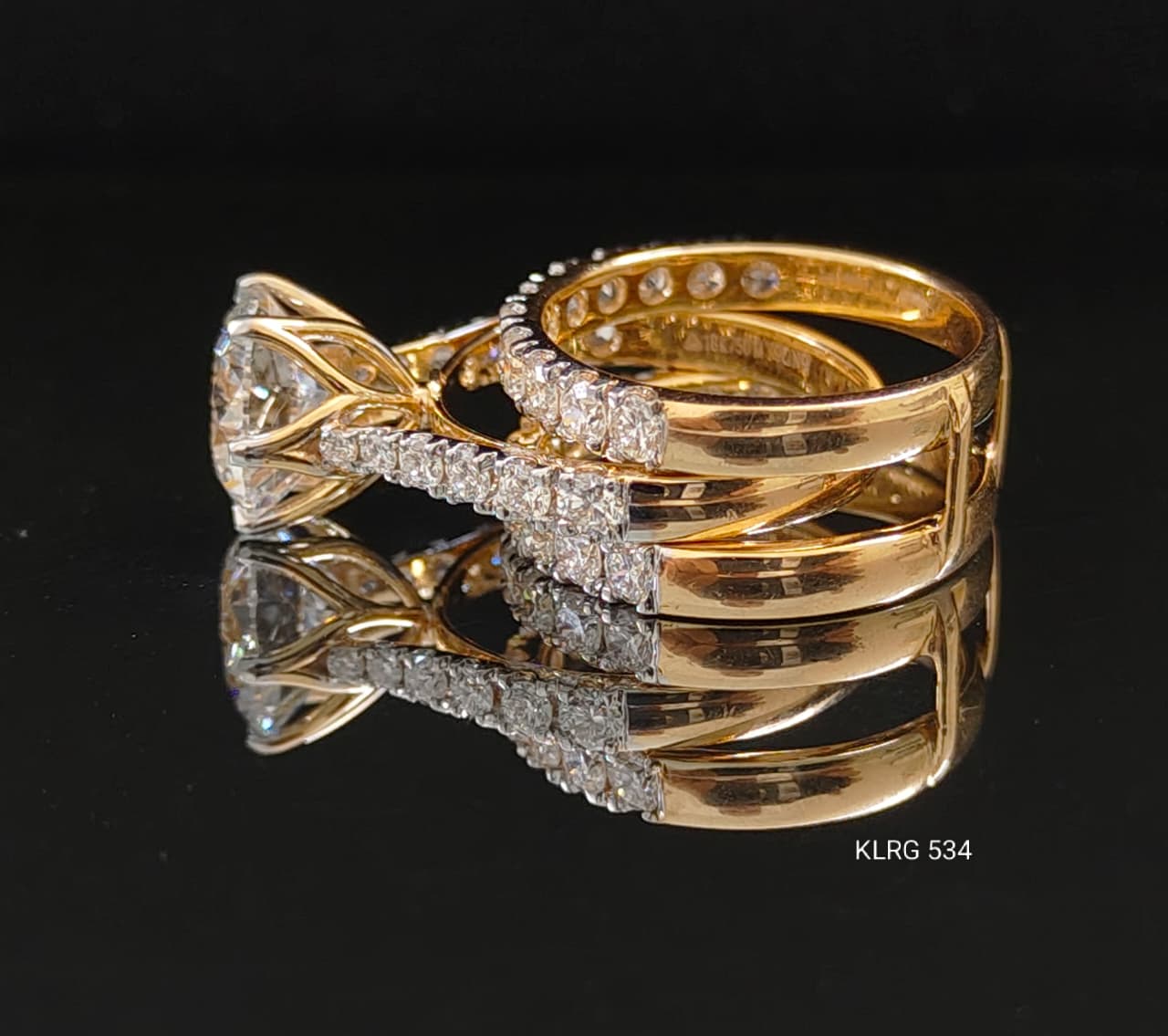 4.96Ct of Rings With the Purity of 18K