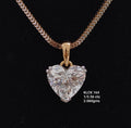 5.56Ct of Locket with the Purity of 18K