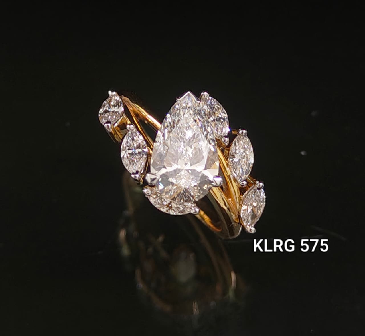 2.30Ct of Ring with the Purity of 18K