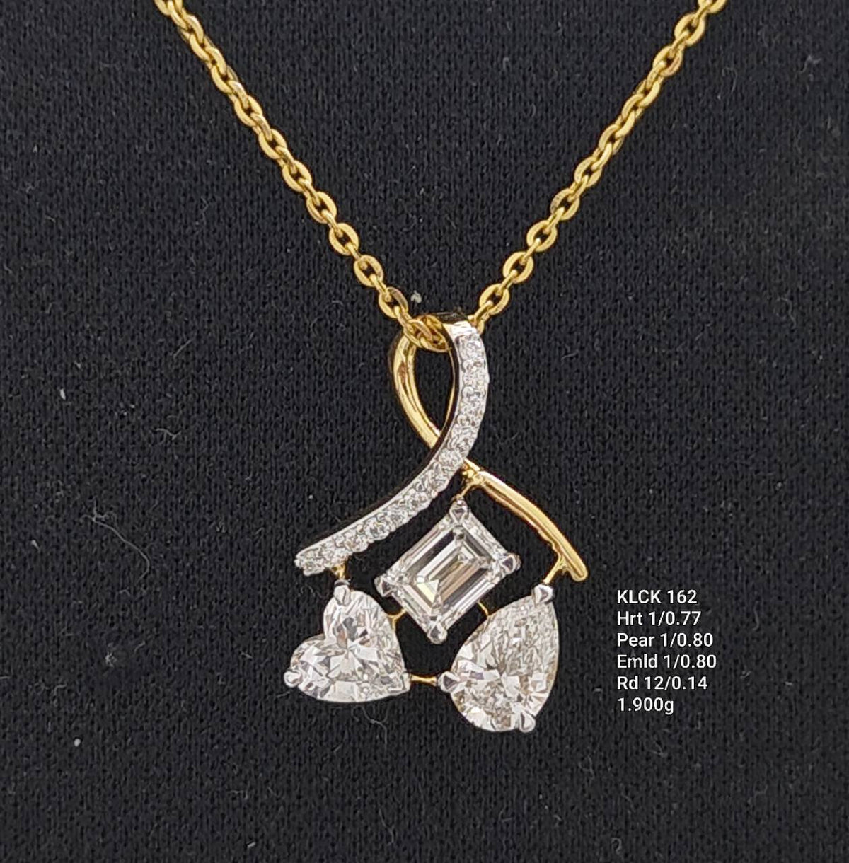 2.51Ct of Locket with the Purity of 18K
