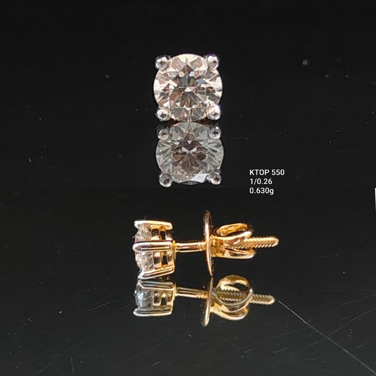 0.26Ct of Single Stud for Men with the Purity of18K