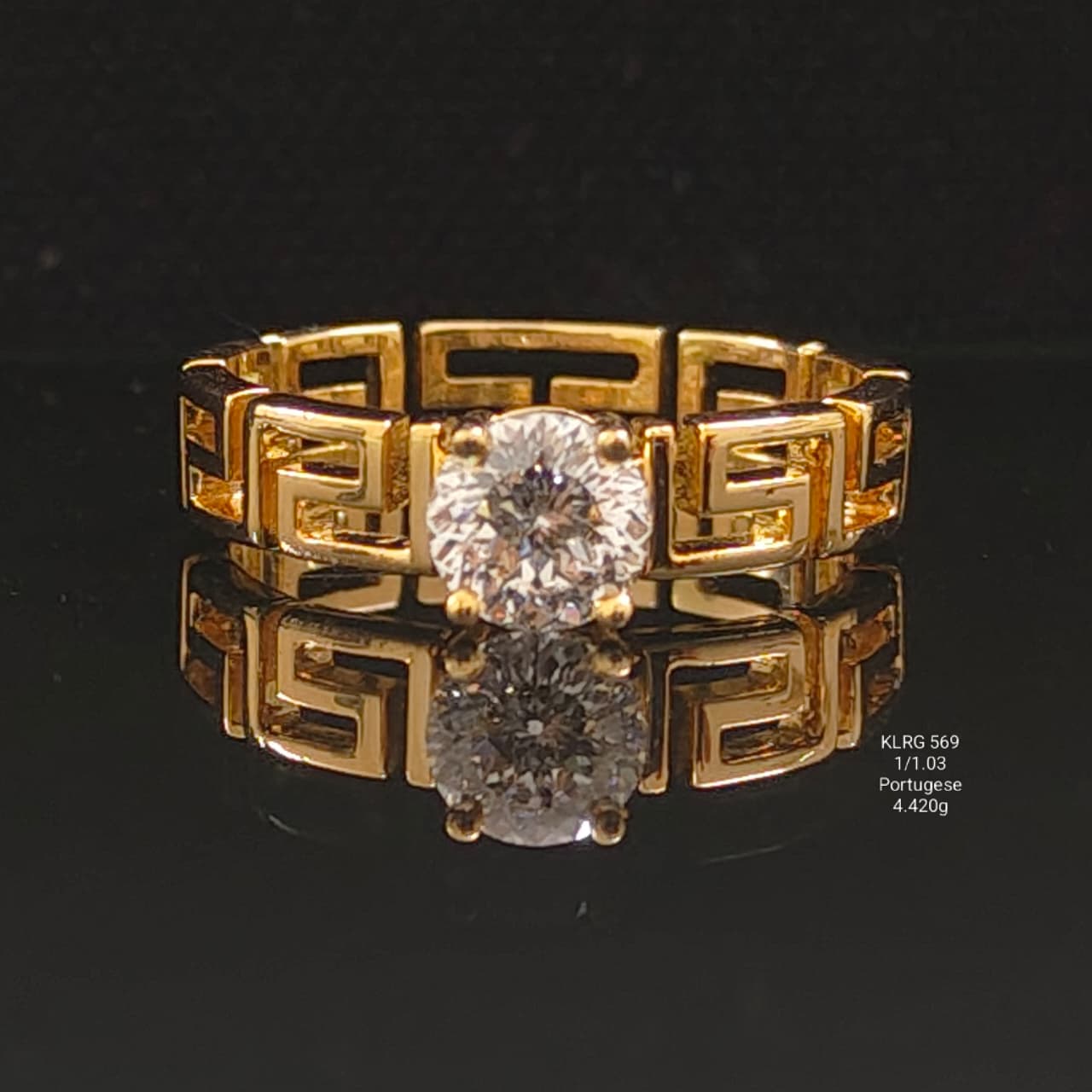 1.03Ct of Portugese Cut Ring With the Purity of 18K