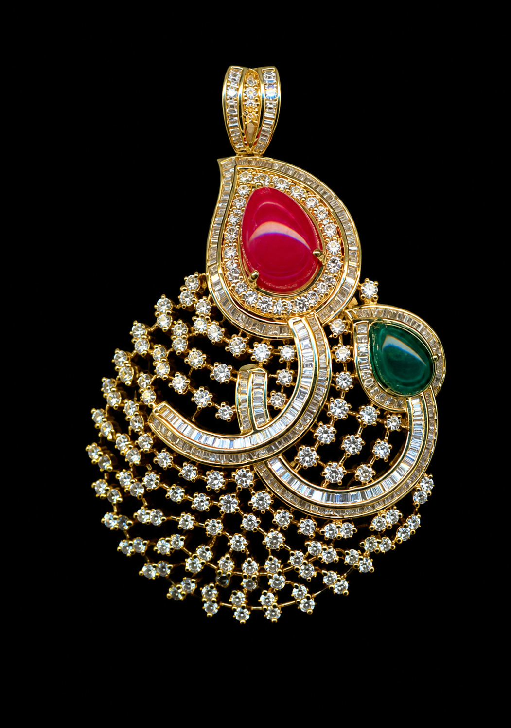 13.17Ct of Locket With the Purity of 18K