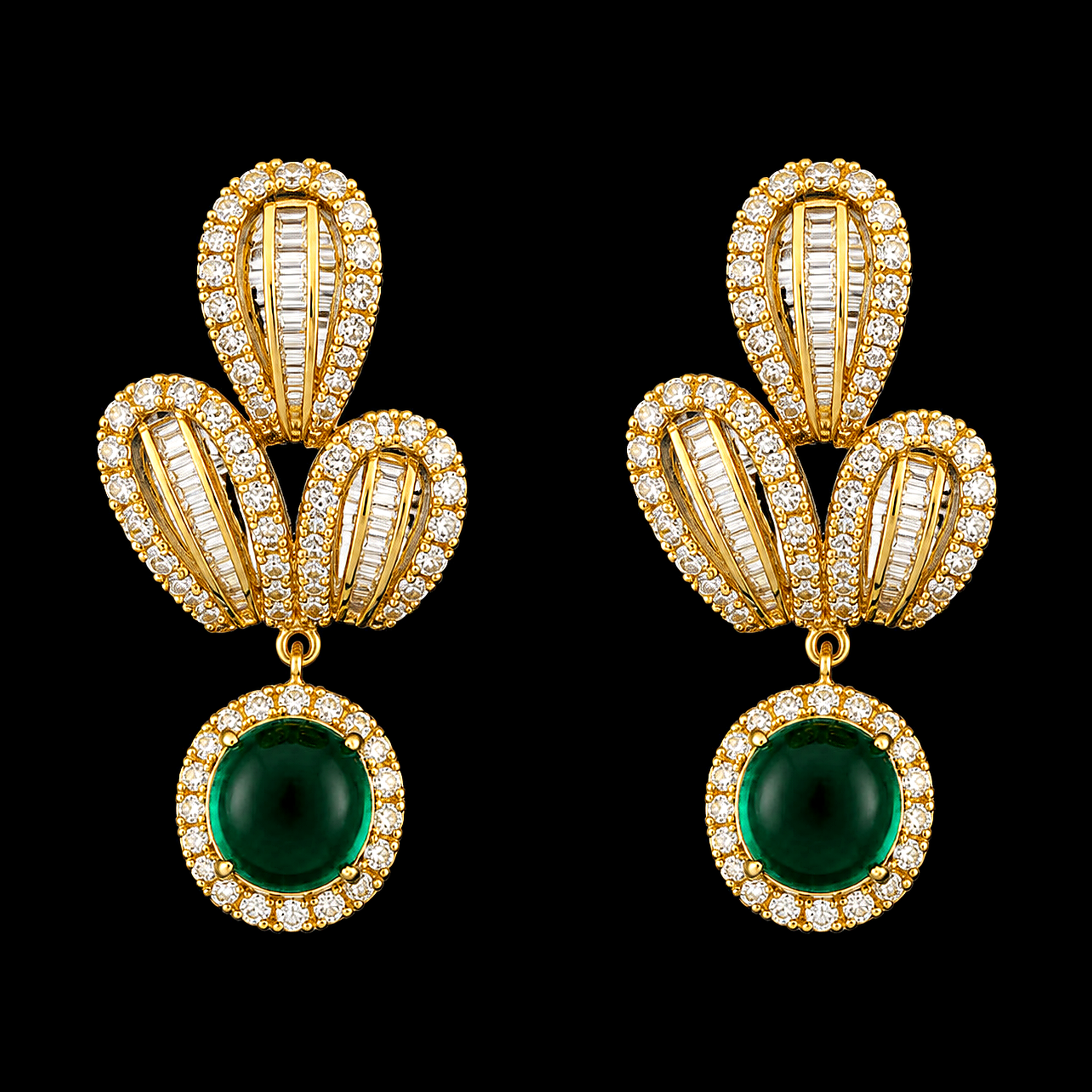 6.92Ct of Locket Earring With the Purity of 18K