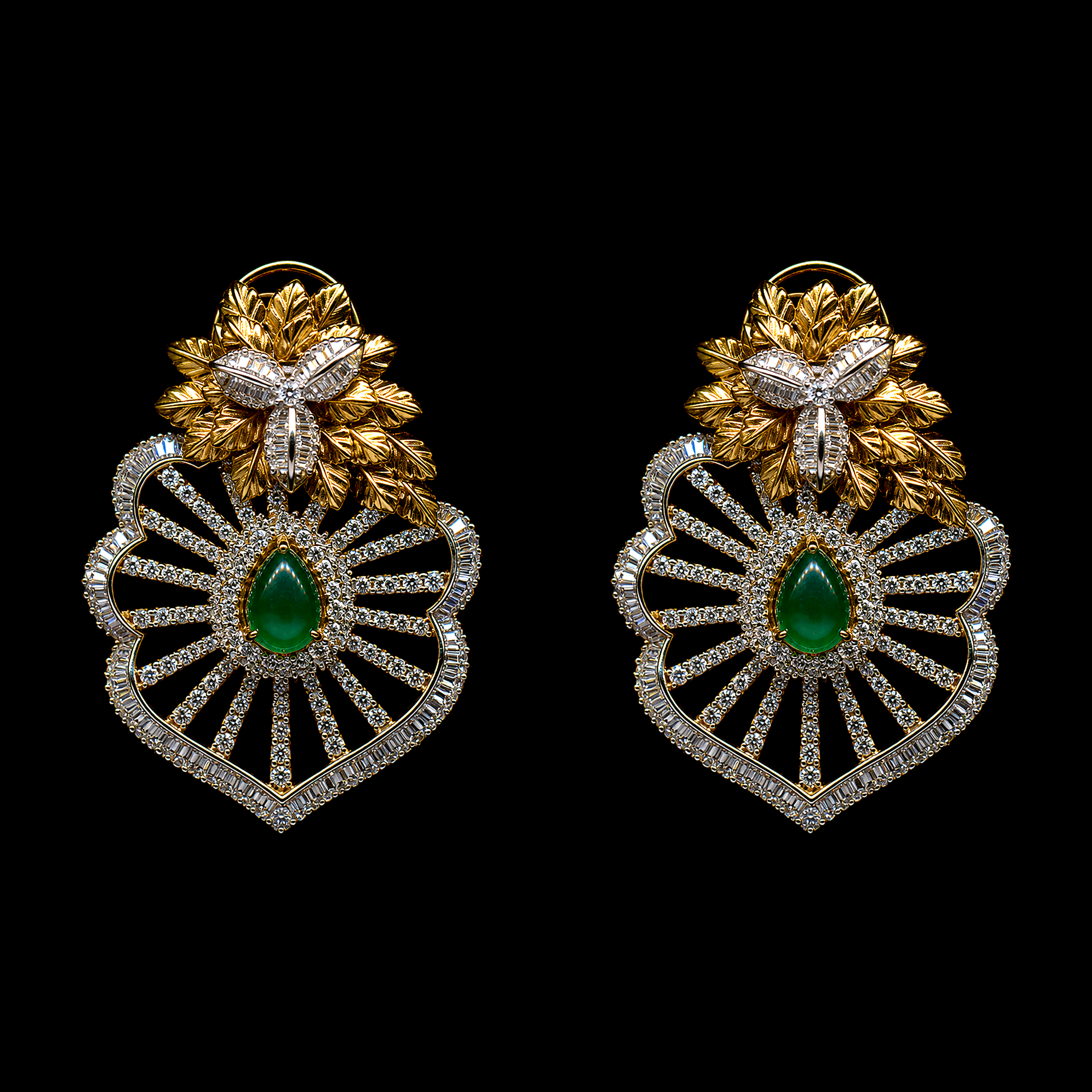 4.53Ct of Locket Earring With the Purity of 18K