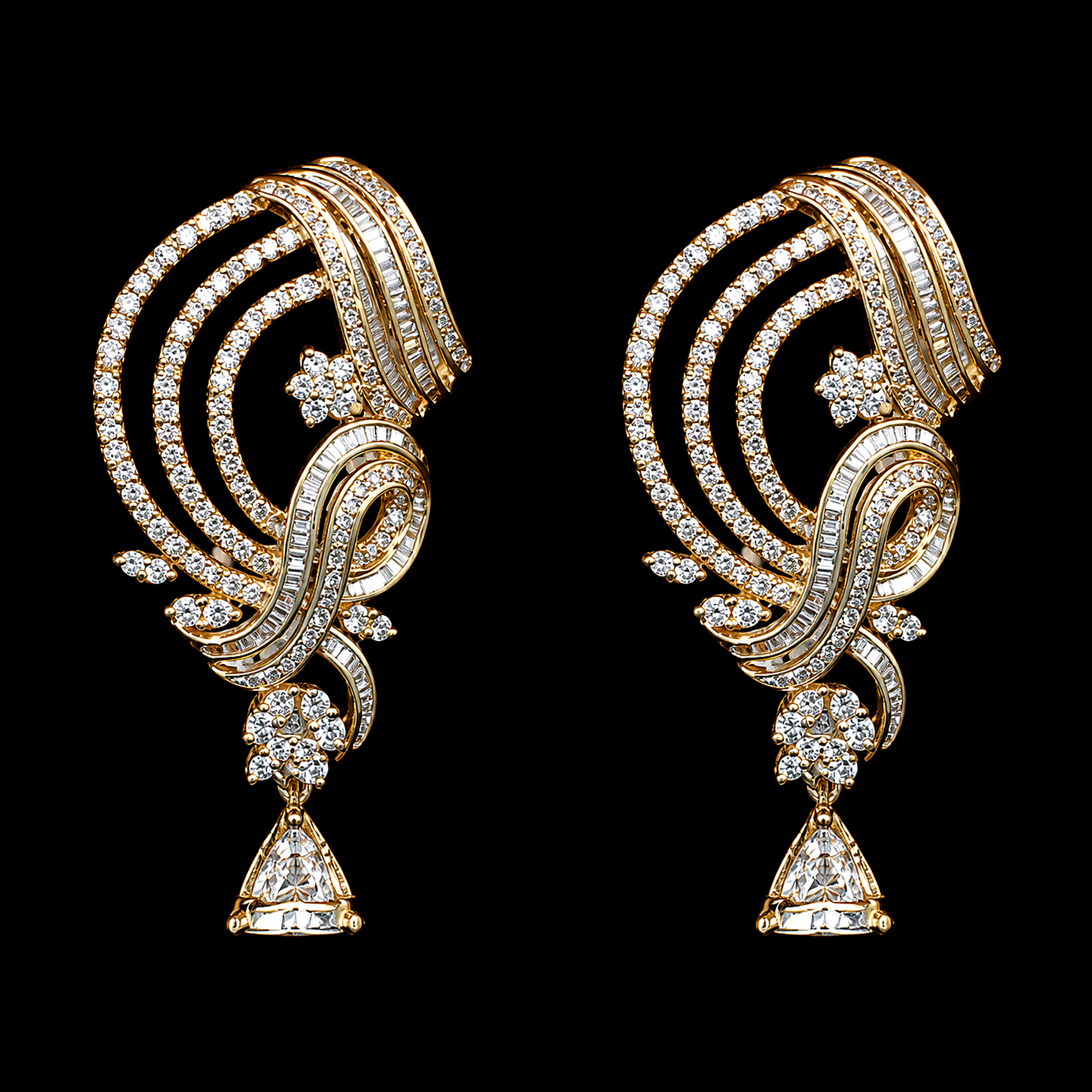 1.76Ct of Locket Earring With the Purity of 18K