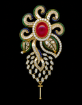 7.49Ct of Locket With the Purity of 18K