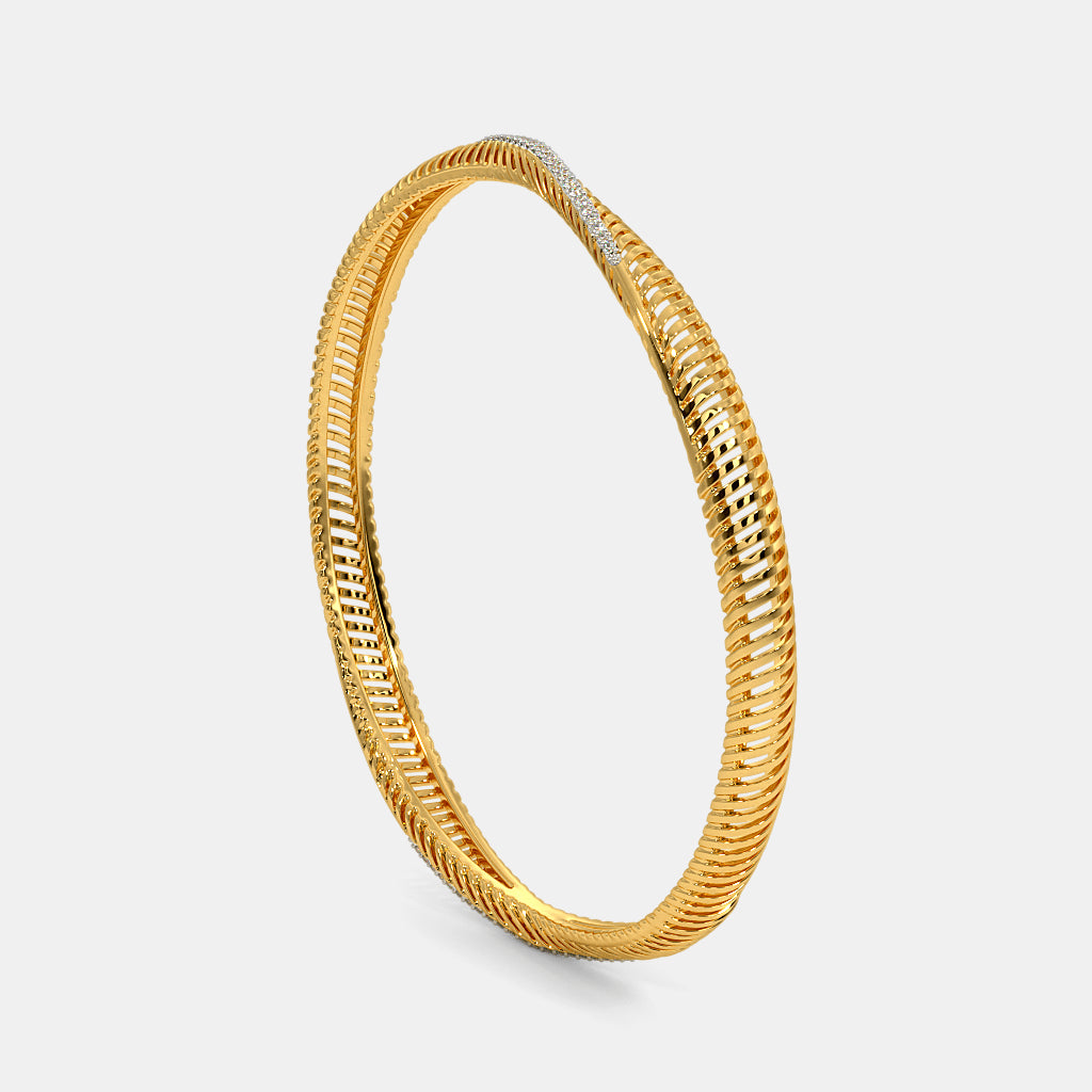 0.340 Ct Round bangles with Purity of 18Kt