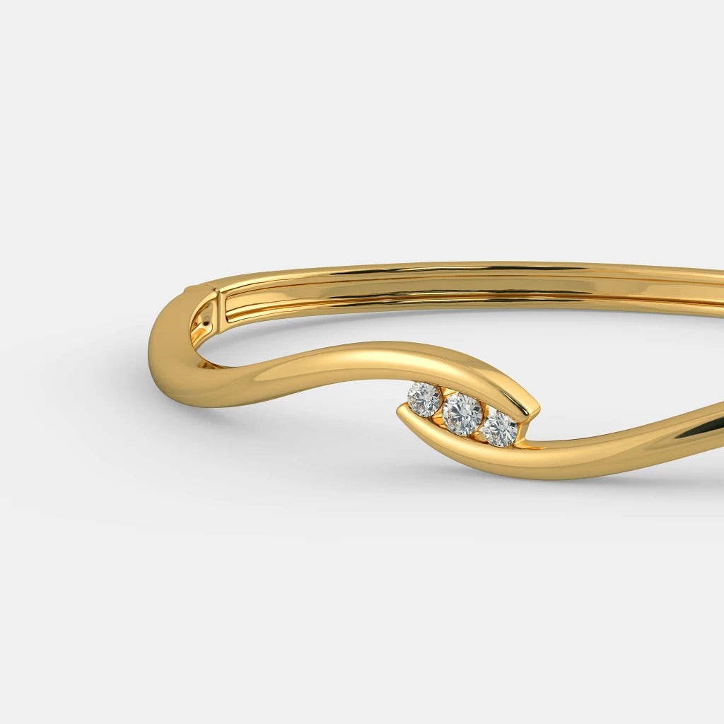 0.149 Ct Round bangles with Purity of 14Kt