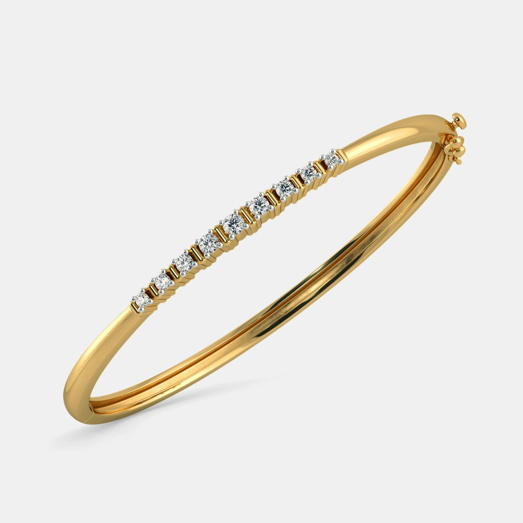 0.327 Ct Round bangles with Purity of 18Kt