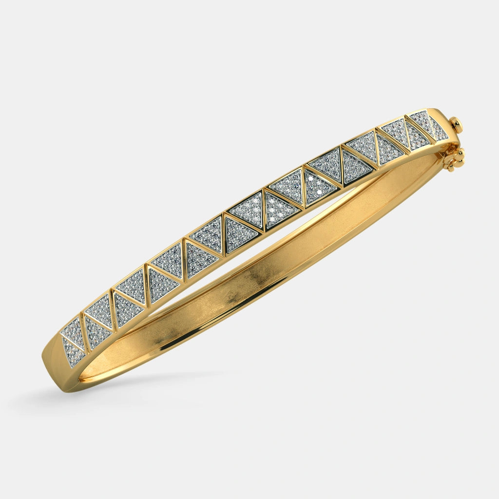 0.690 Ct Round bangles with Purity of 18Kt