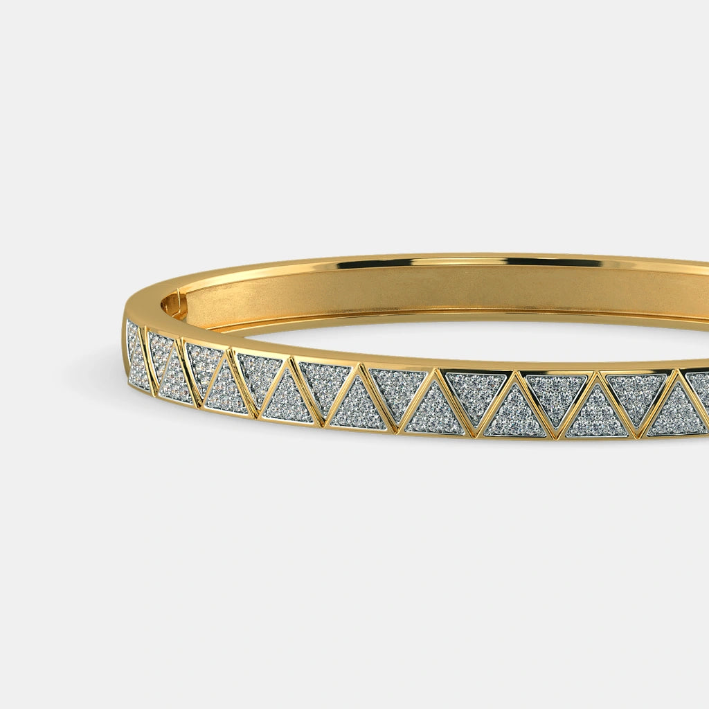 0.690 Ct Round bangles with Purity of 14Kt