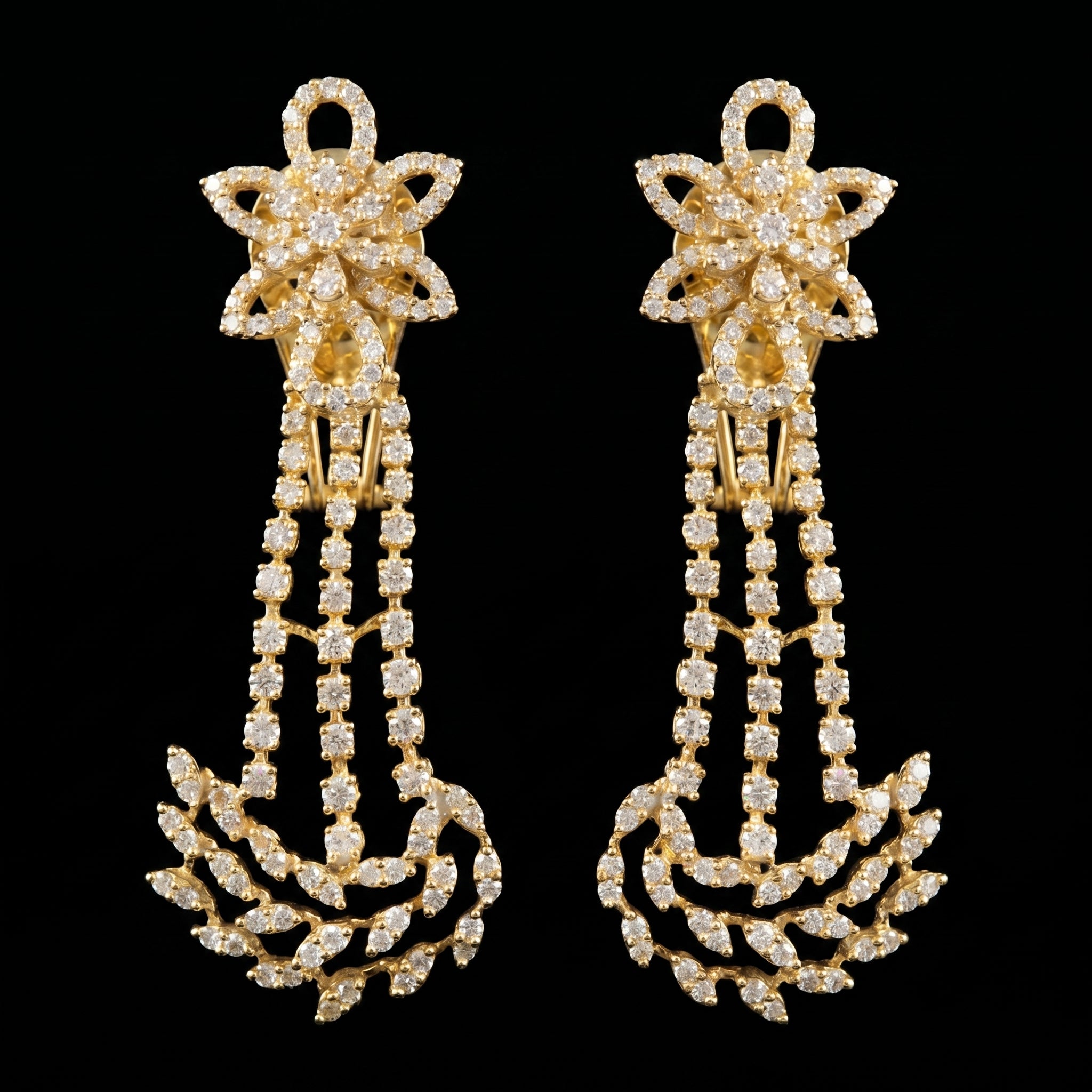 2.95Ct of Long Earring With Purity of 14K