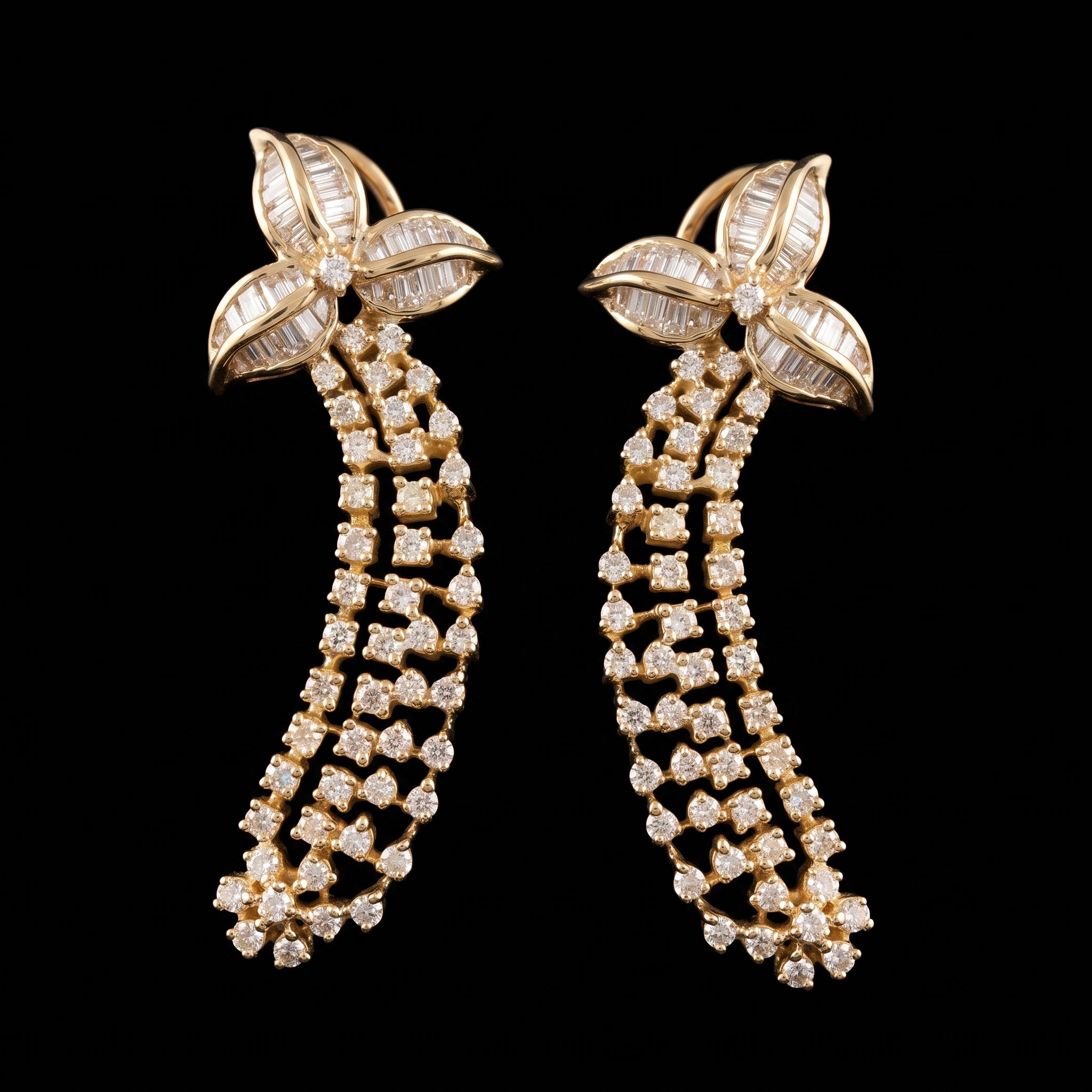 2.92Ct of Long Earring With the Purity of 14K