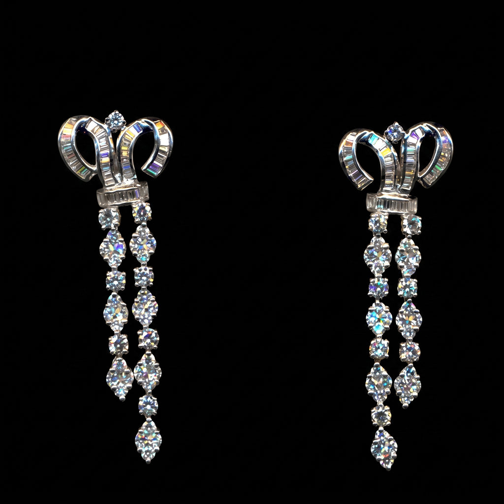 2.54Ct of Long Earring with the Purity of18K