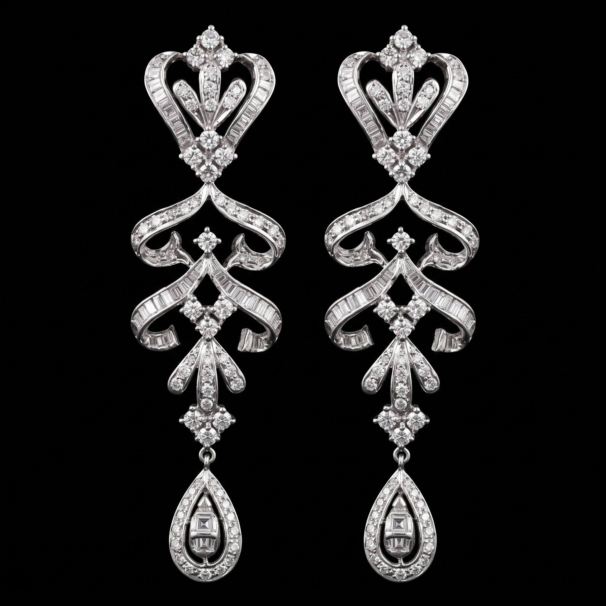 2.55Ct of Long Earring with the Purity of18K