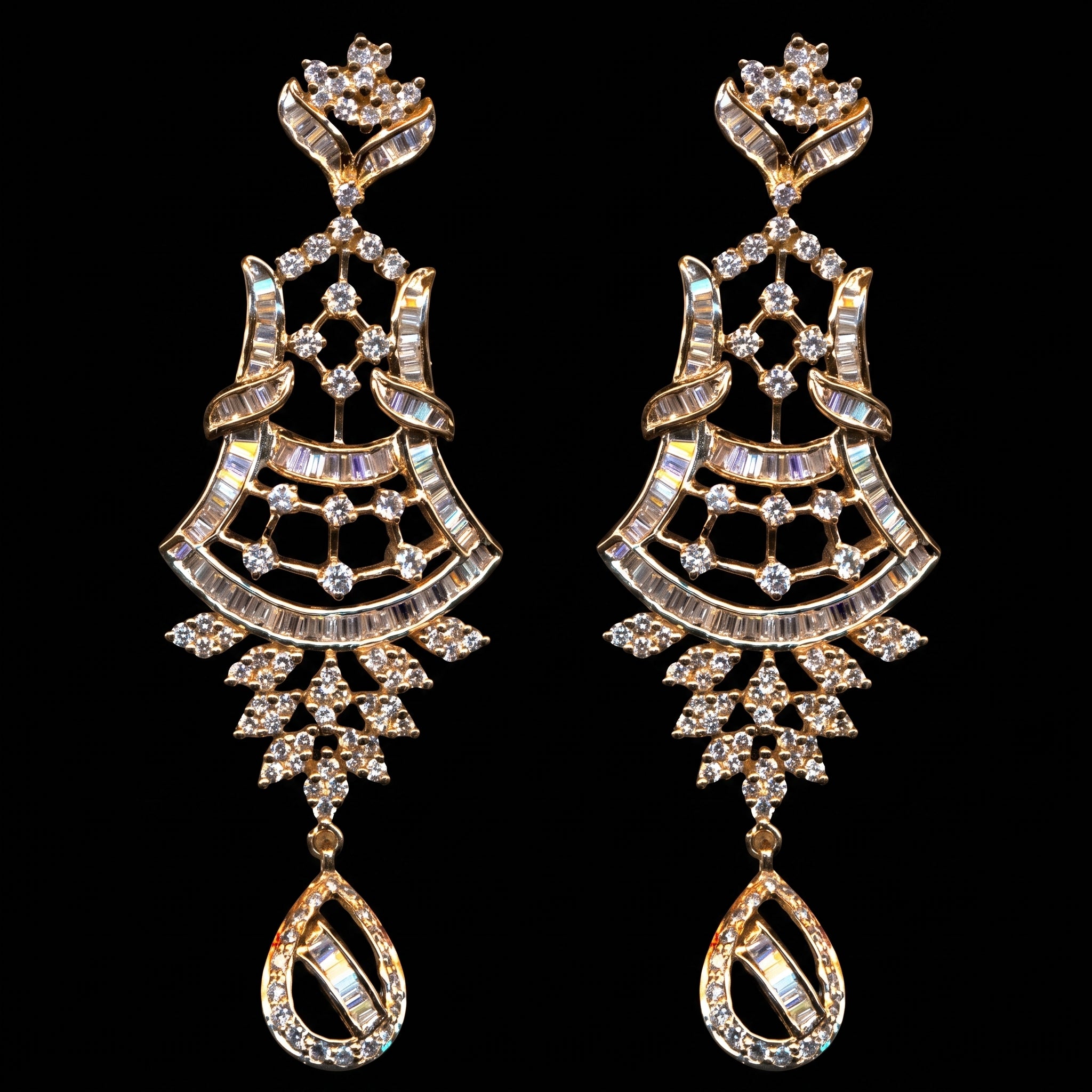 3.39Ct of Long Earring with the Purity of18K