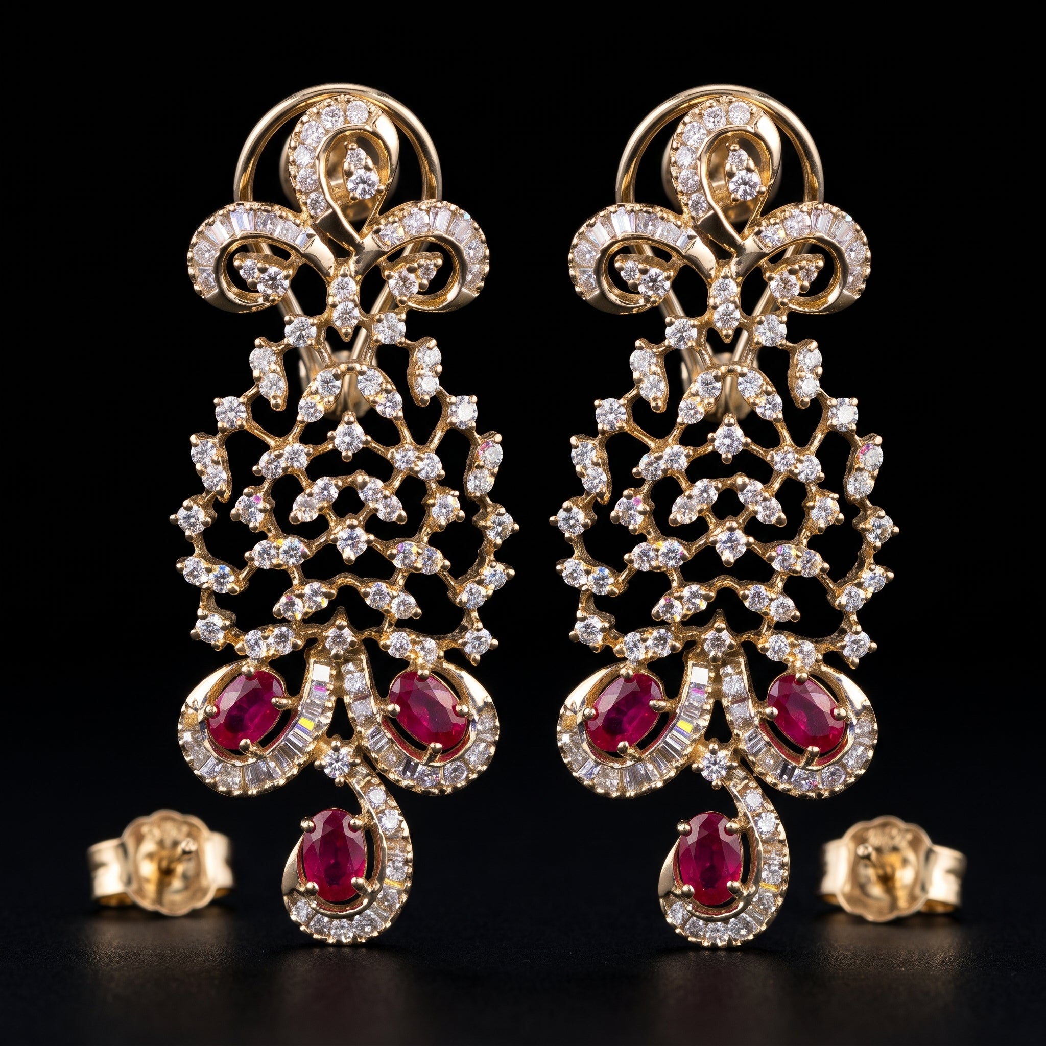 4.15Ct of Long Earring With the Purity of 14K