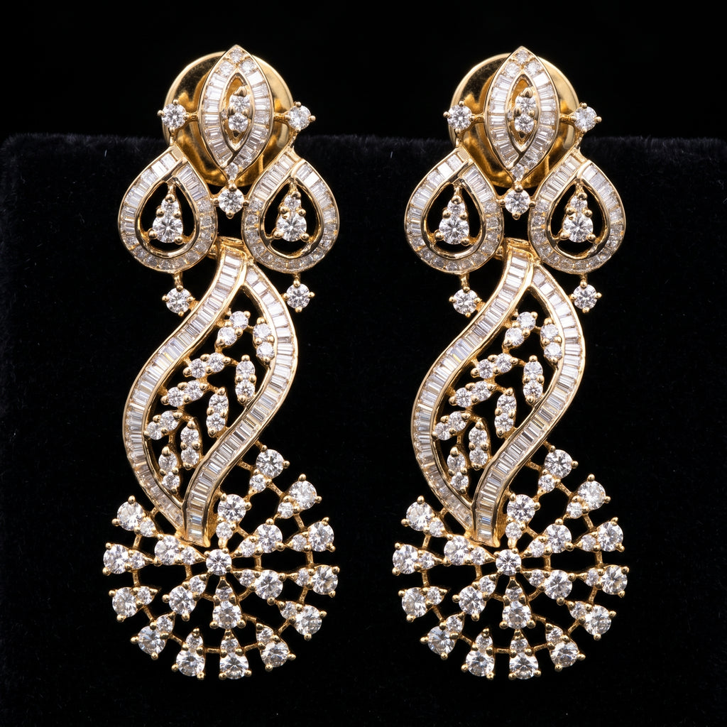 4.47Ct of Long Earring With the Purity of 14K