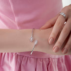 55.93 Marquise, Pear, Round Bracelet Purity of 14KT