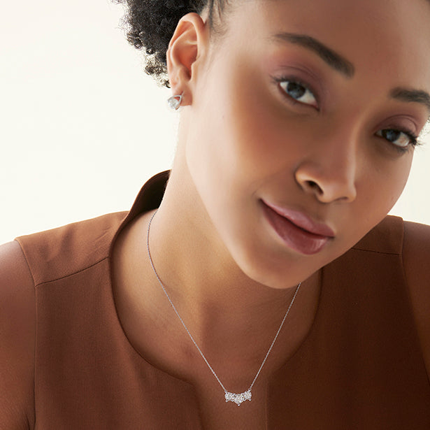 7.95ct Round Necklace Purity of 18KT