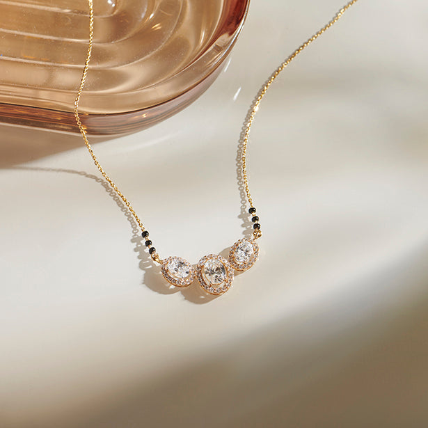 164.14ct Oval, Round Necklace Purity of 14KT