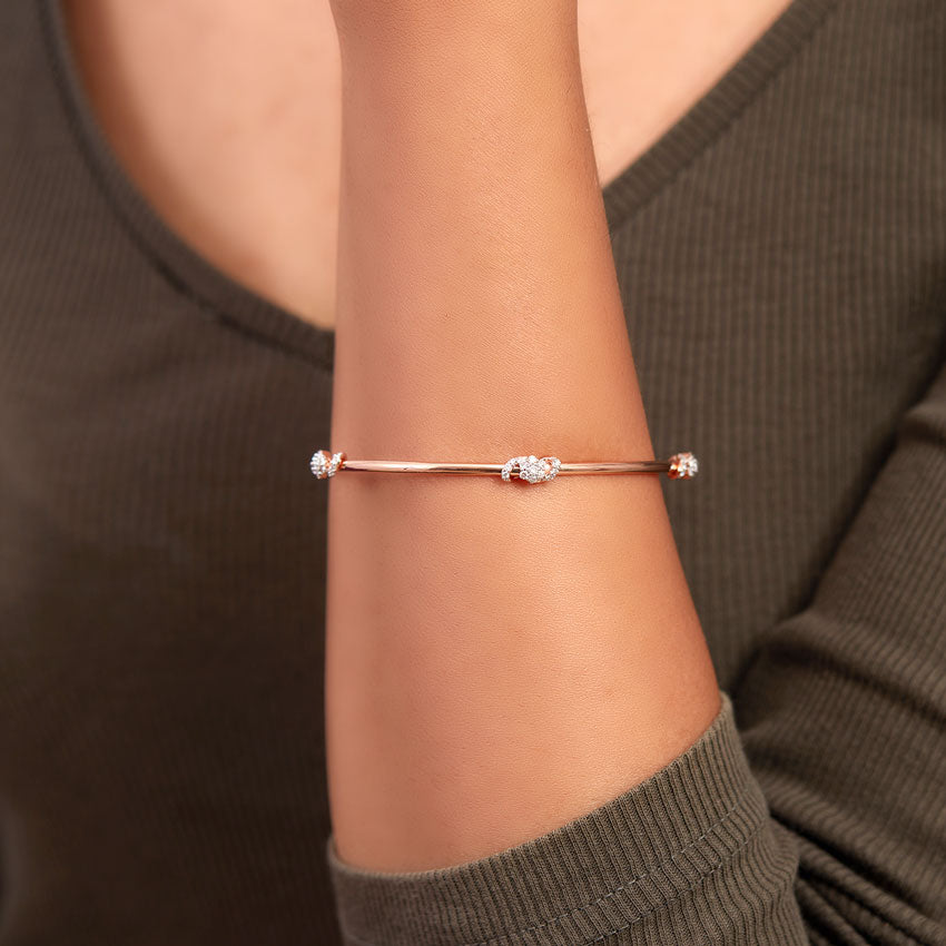 0.510 ct Bangles of 14 KT gold