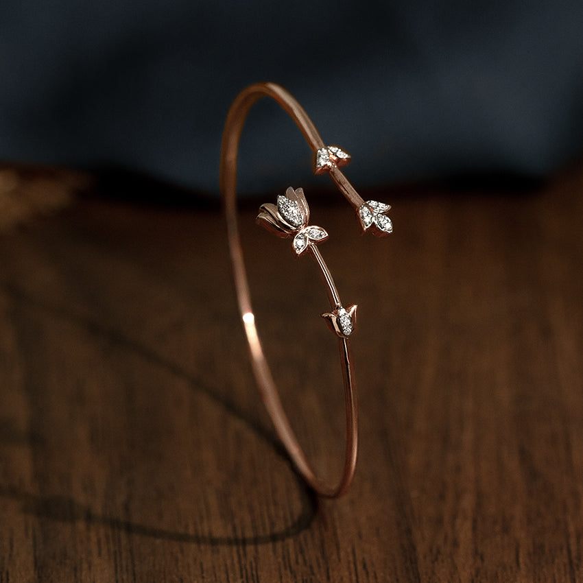 0.117 ct Bracelets of 14 KT gold