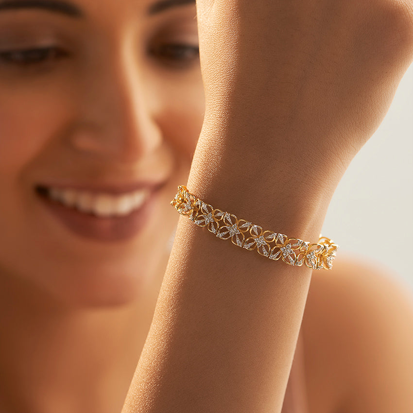 0.660 ct Bracelets of 14 KT gold