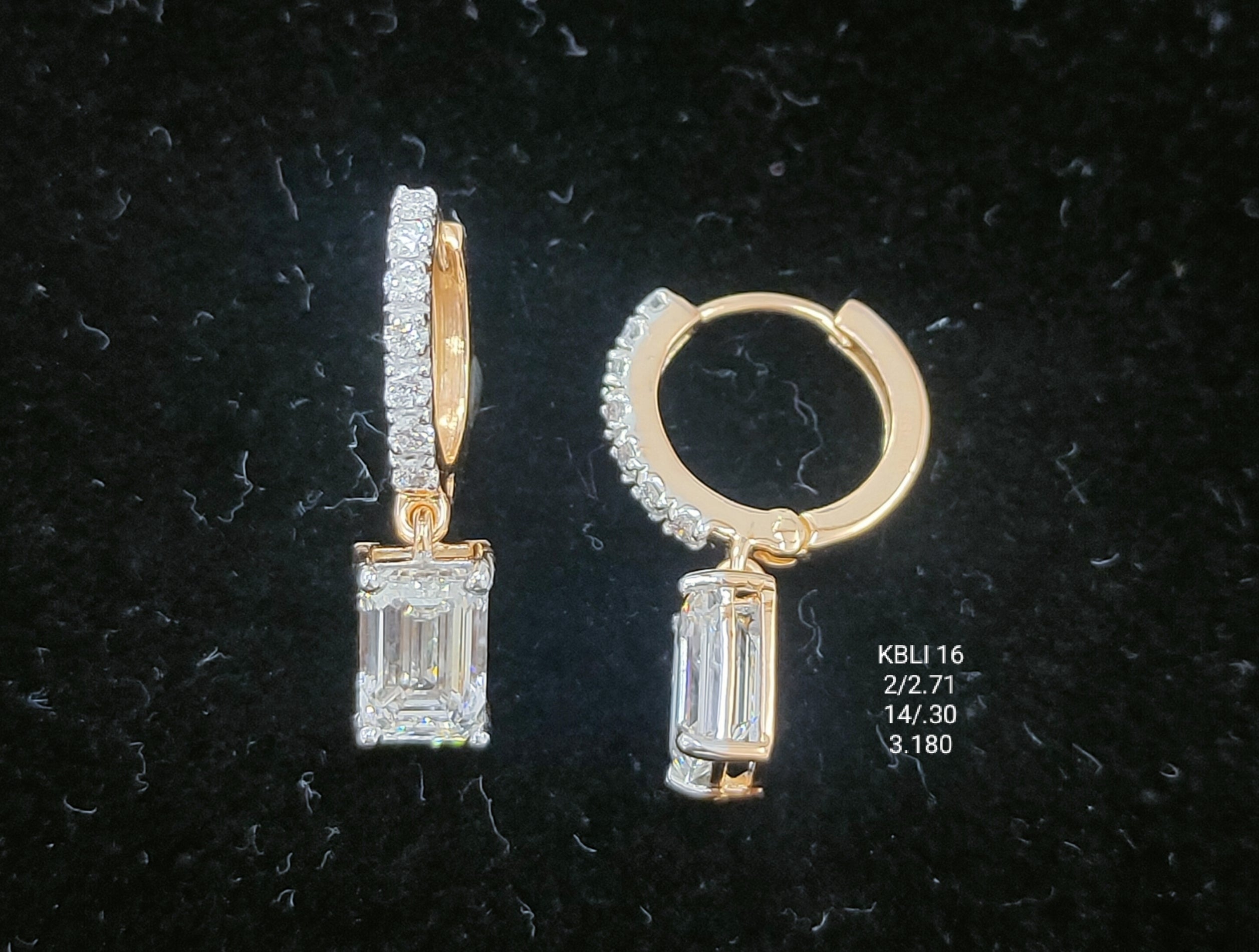 3.01Ct BALI Small round diamonds 18k