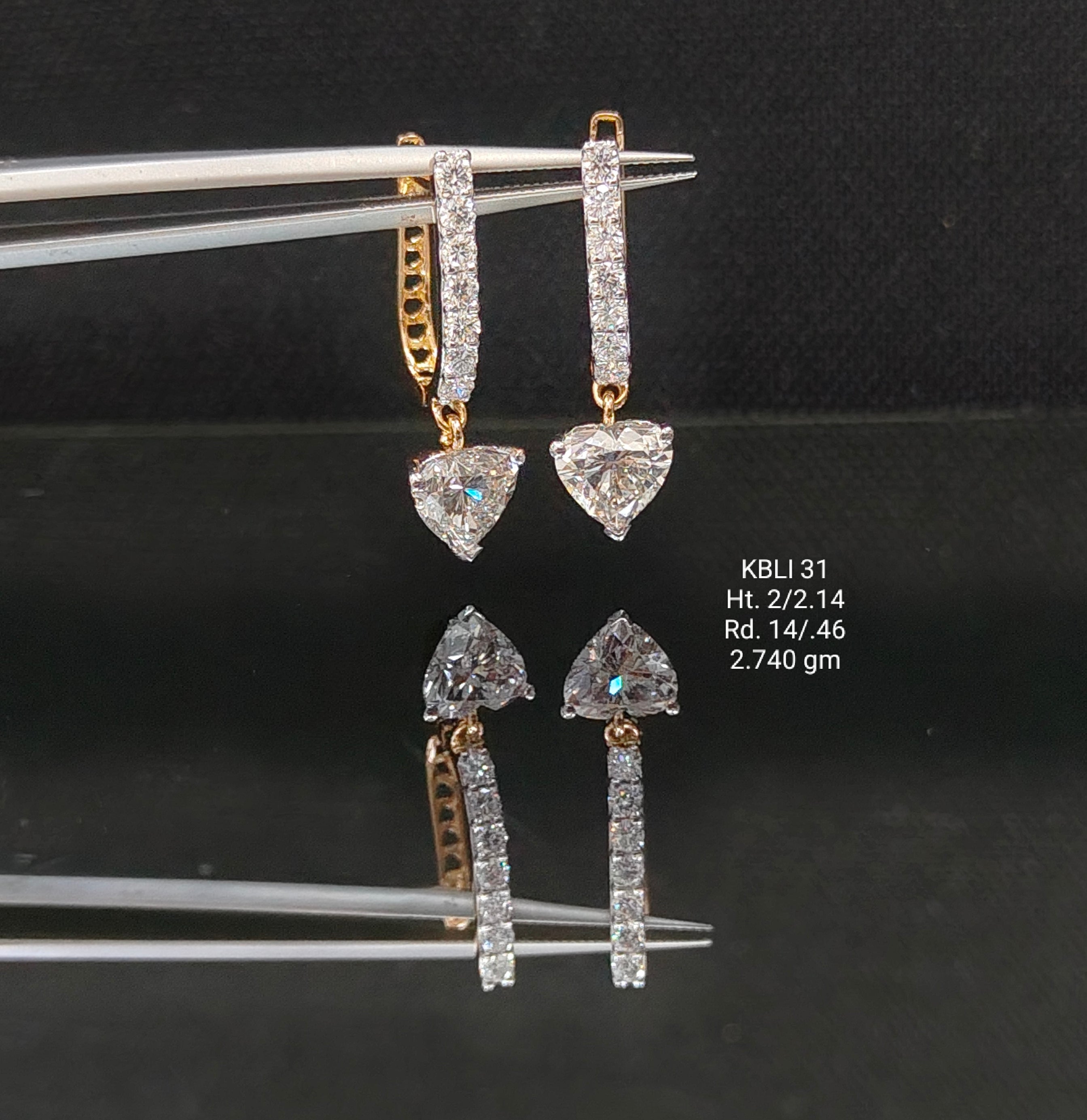 2.6Ct BALI Small round diamonds 18k