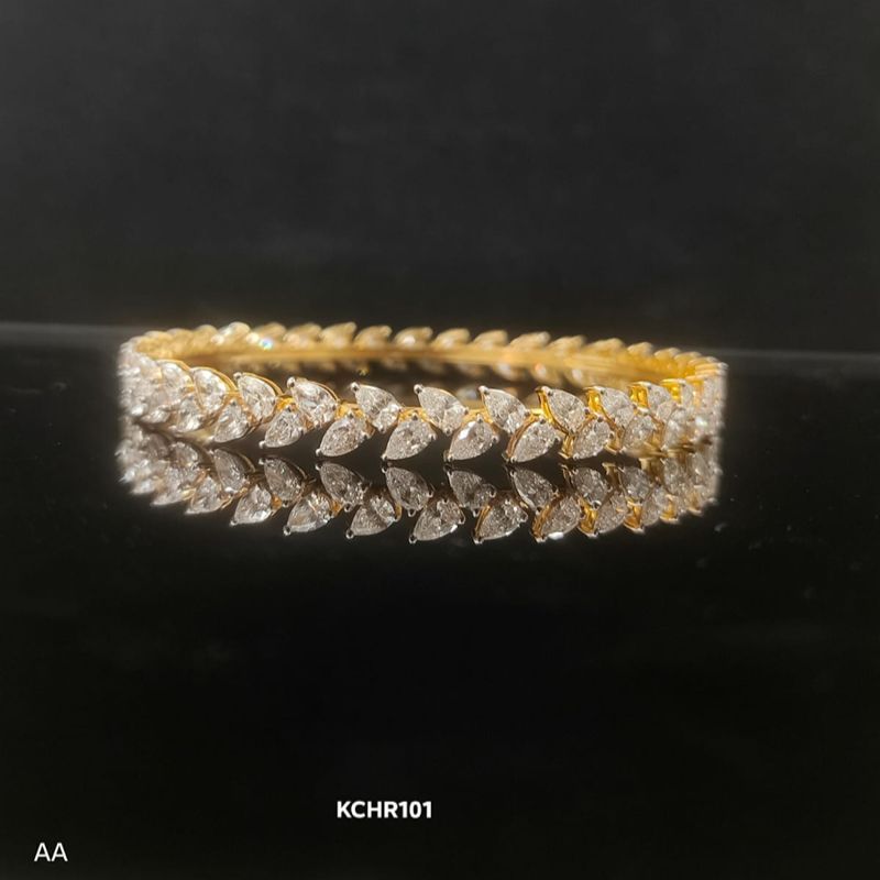 11.33Ct of 72 Diamonds Churi With Purity of 14K