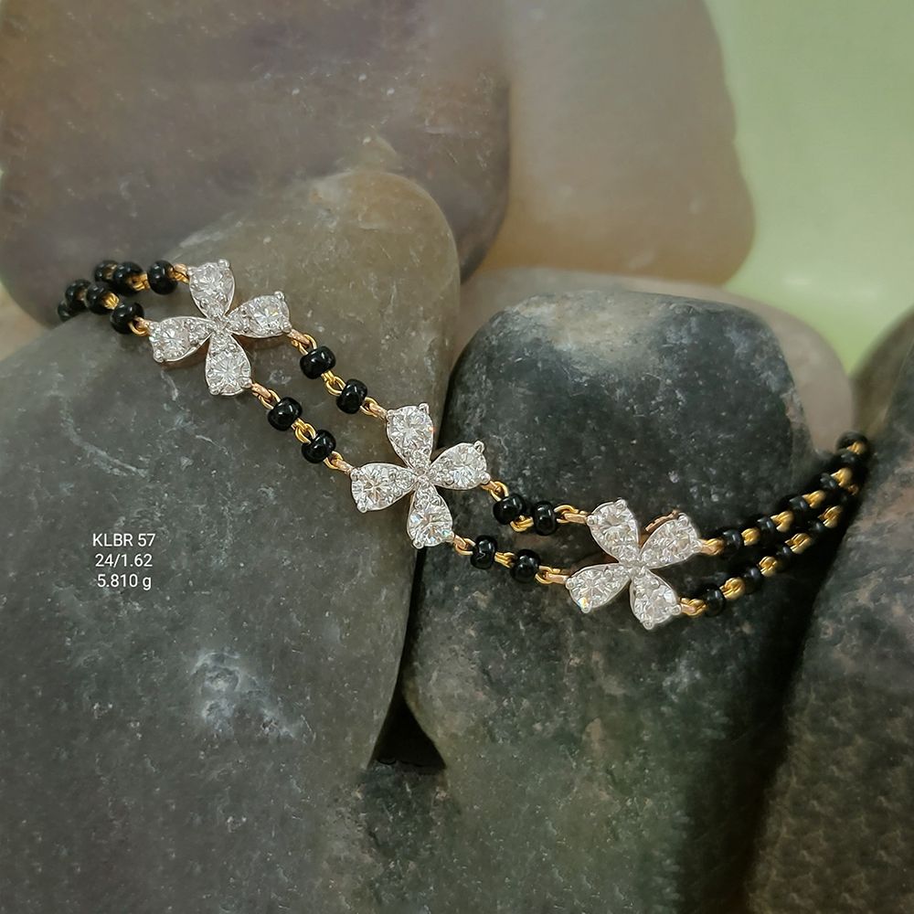 1.62 Ct of BRACELET of Small Round Shaped Diamonds  18K