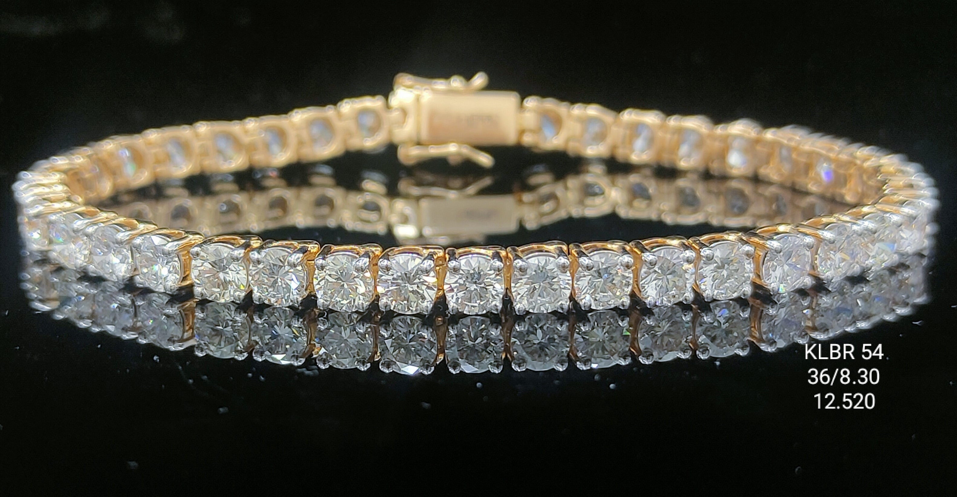 8.3Ct BRACELET Small round diamonds 18K
