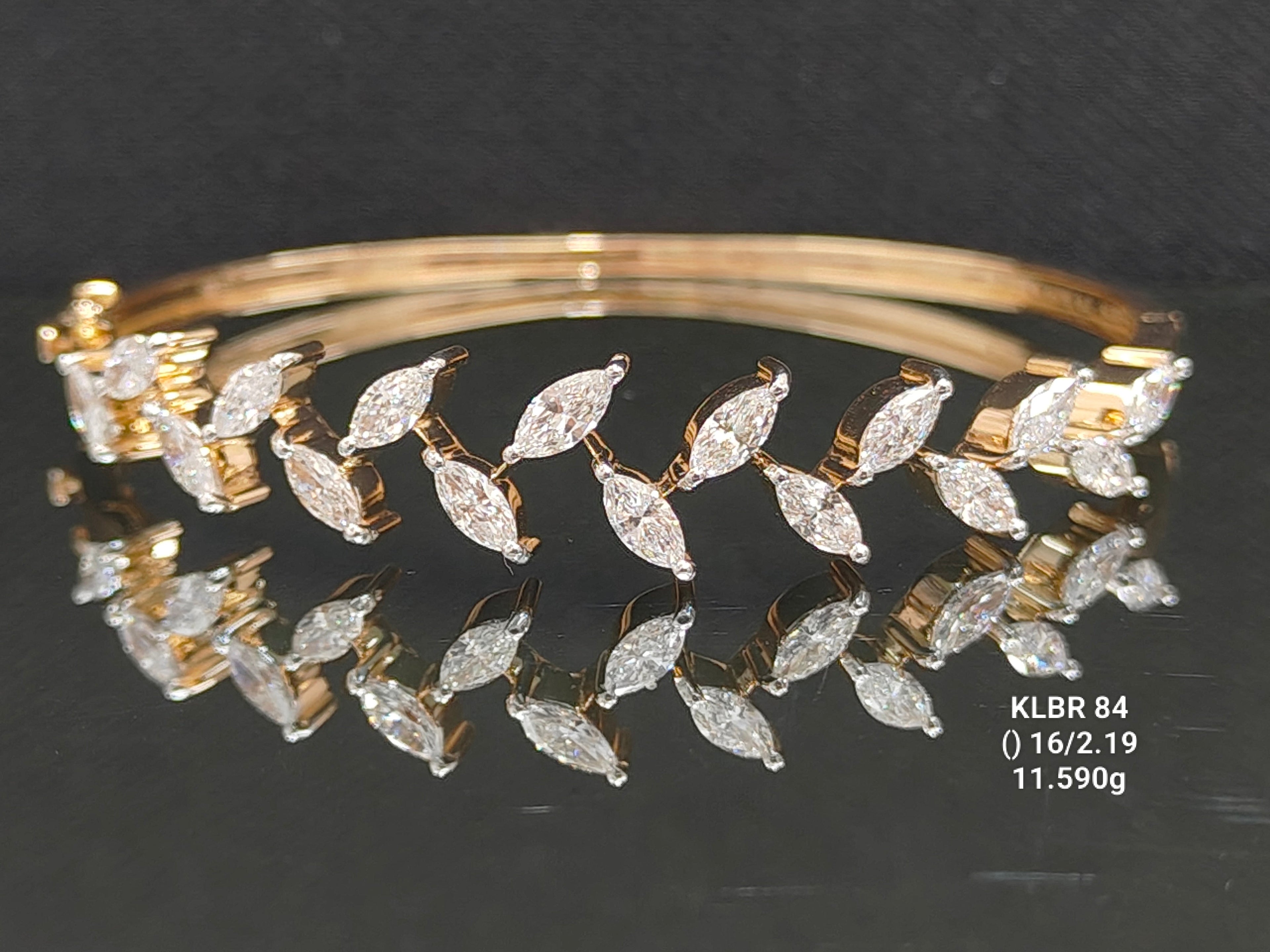 2.19Ct BRACELET MIX shape  diamonds 18K