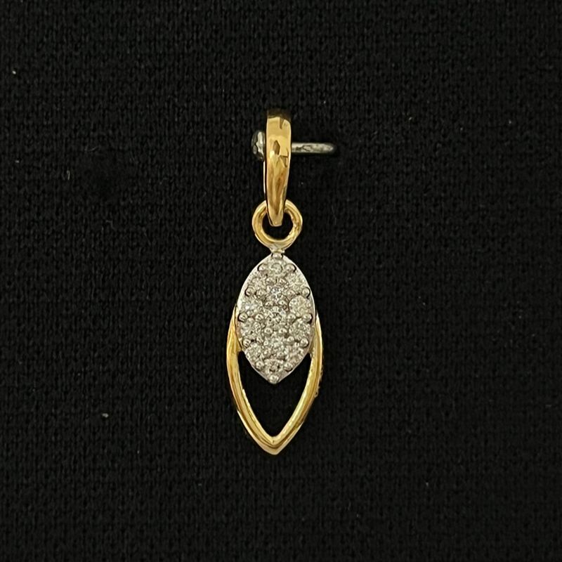 0.16 Ct of Round Diamonds Locket Purity of 14K