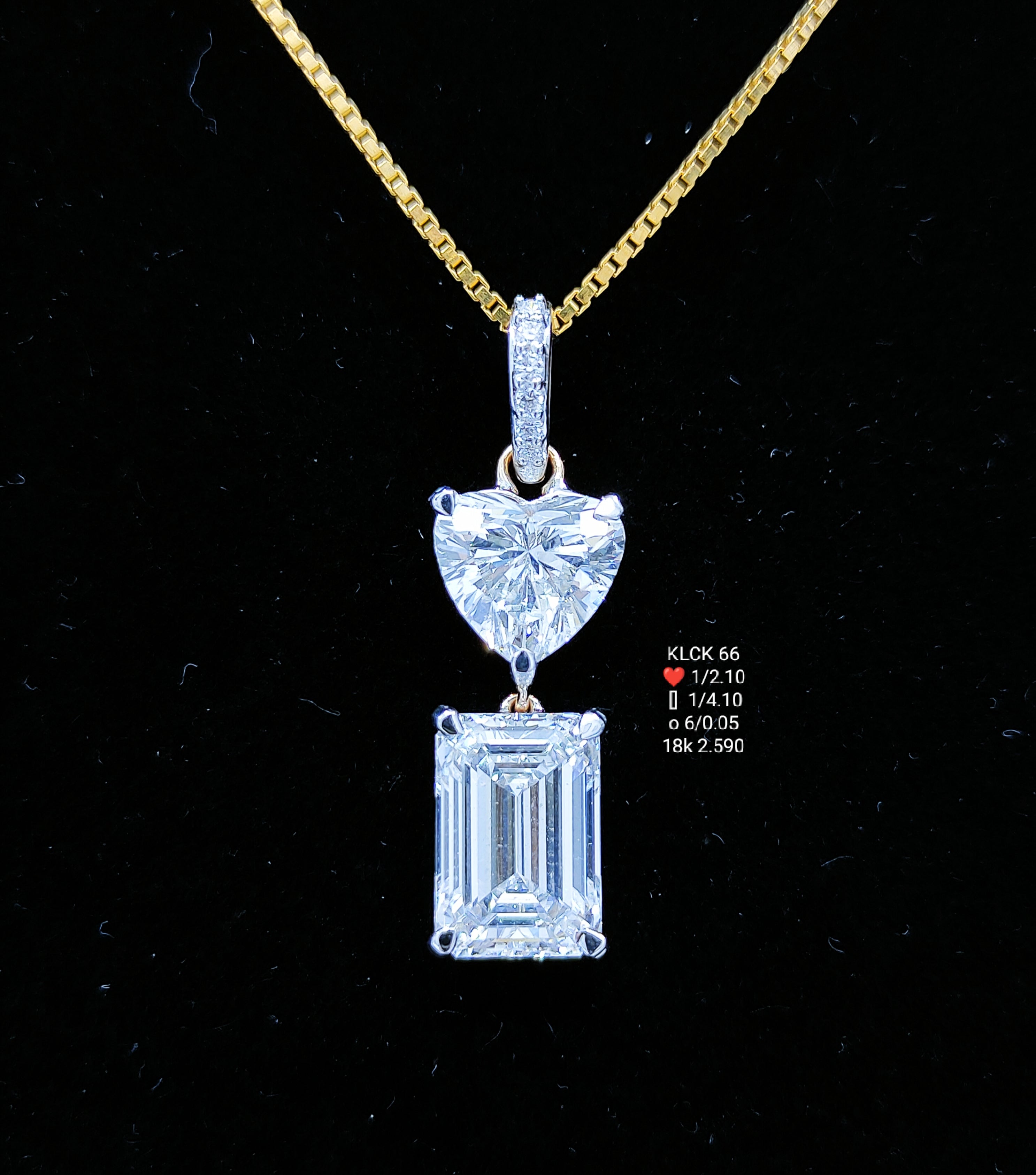 6.25Ct Of Locket With Purity Of 18K
