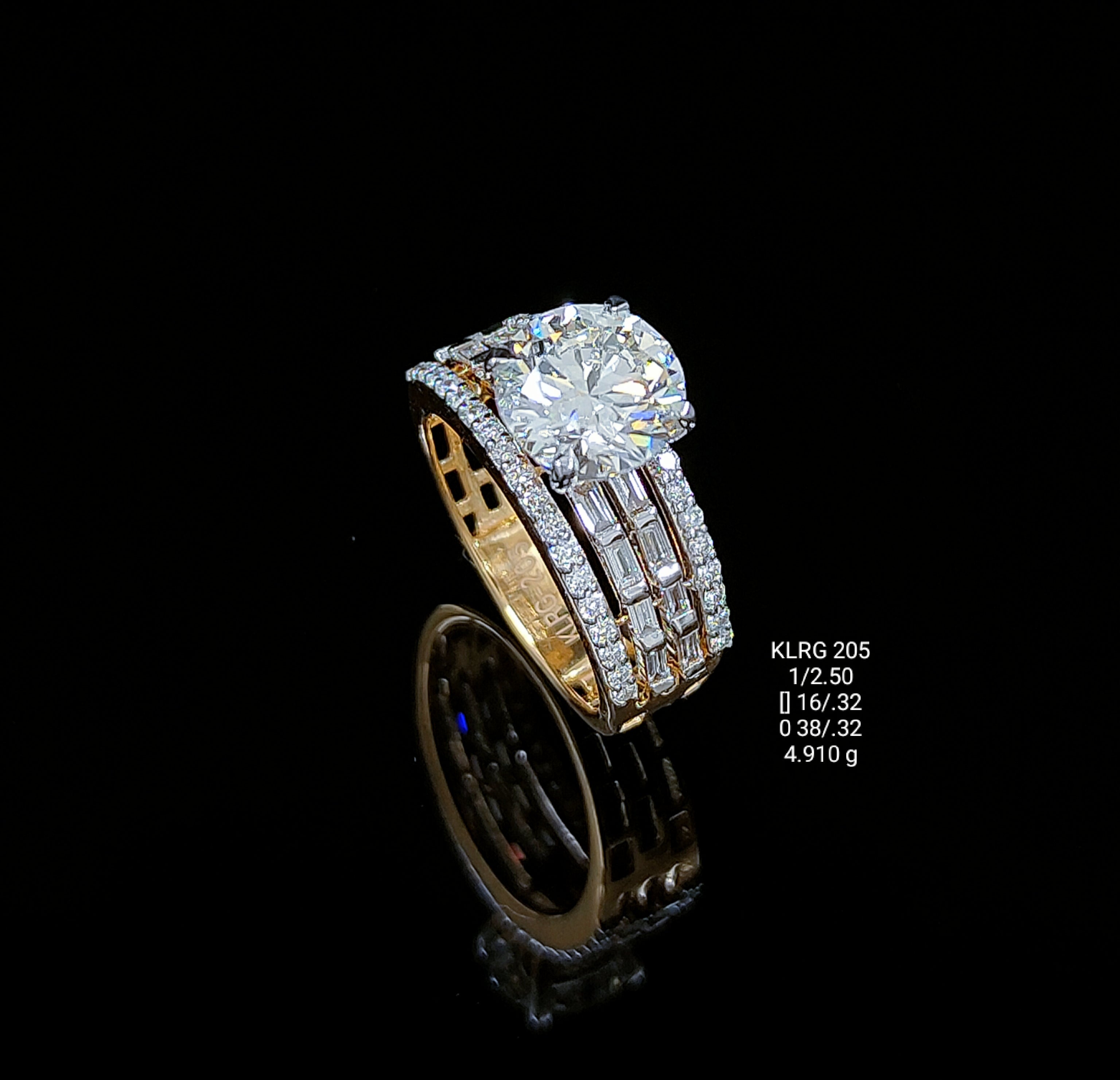 3.14Ct RING solitaire diamonds 18K